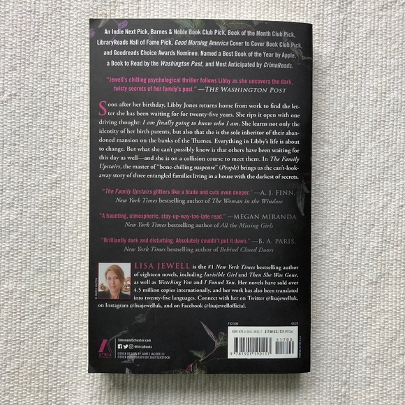 The Family Upstairs LISA JEWELL Paperback Book - Picture 2 of 3